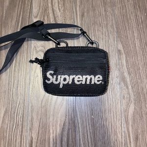 Supreme Mesh mini Shoulder Bag (SS20)